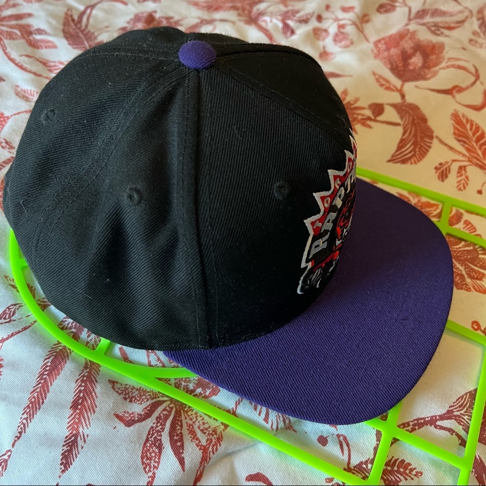 Toronto Raptors SnapBack - Picture 3 of 6
